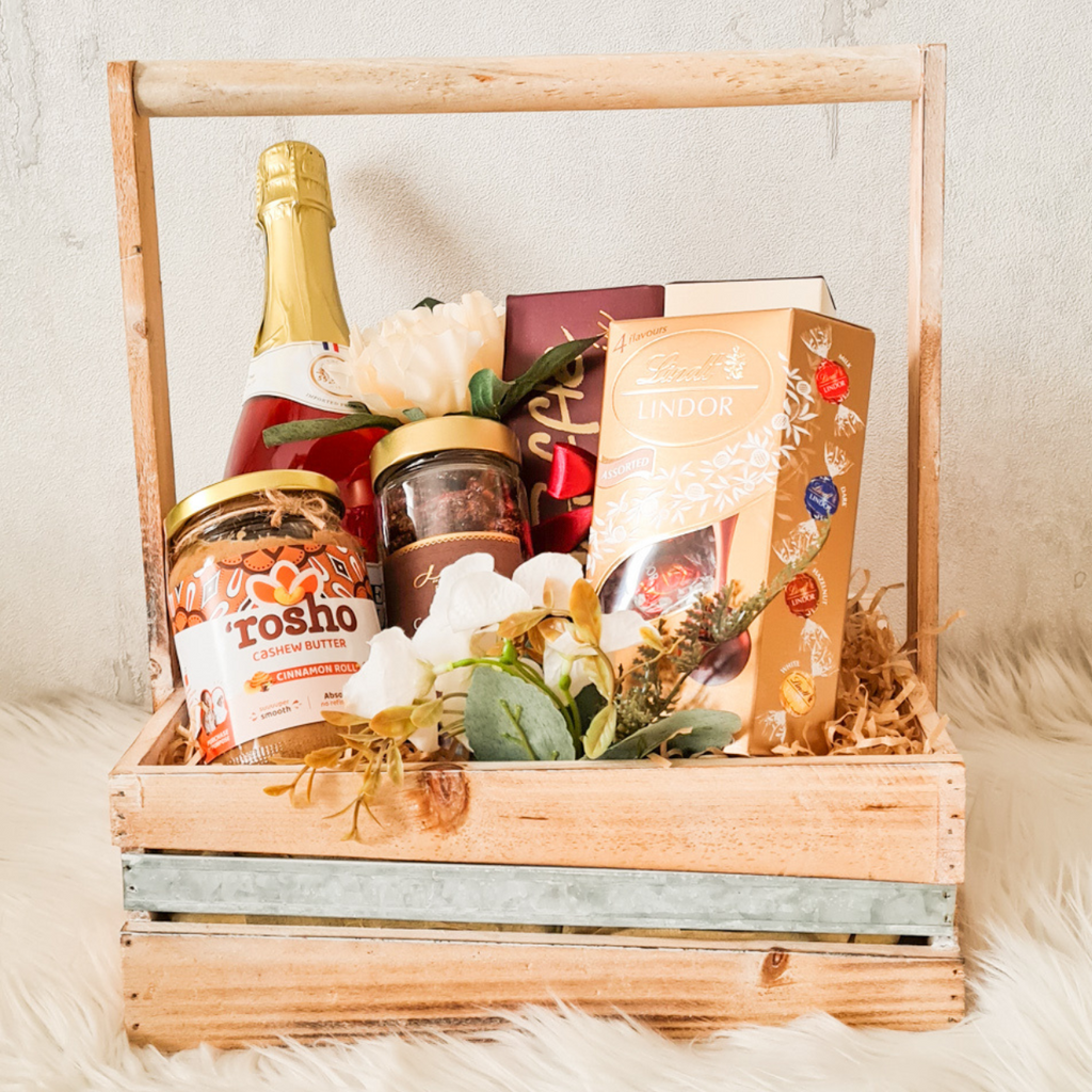 Gourmet Basket (with handle)